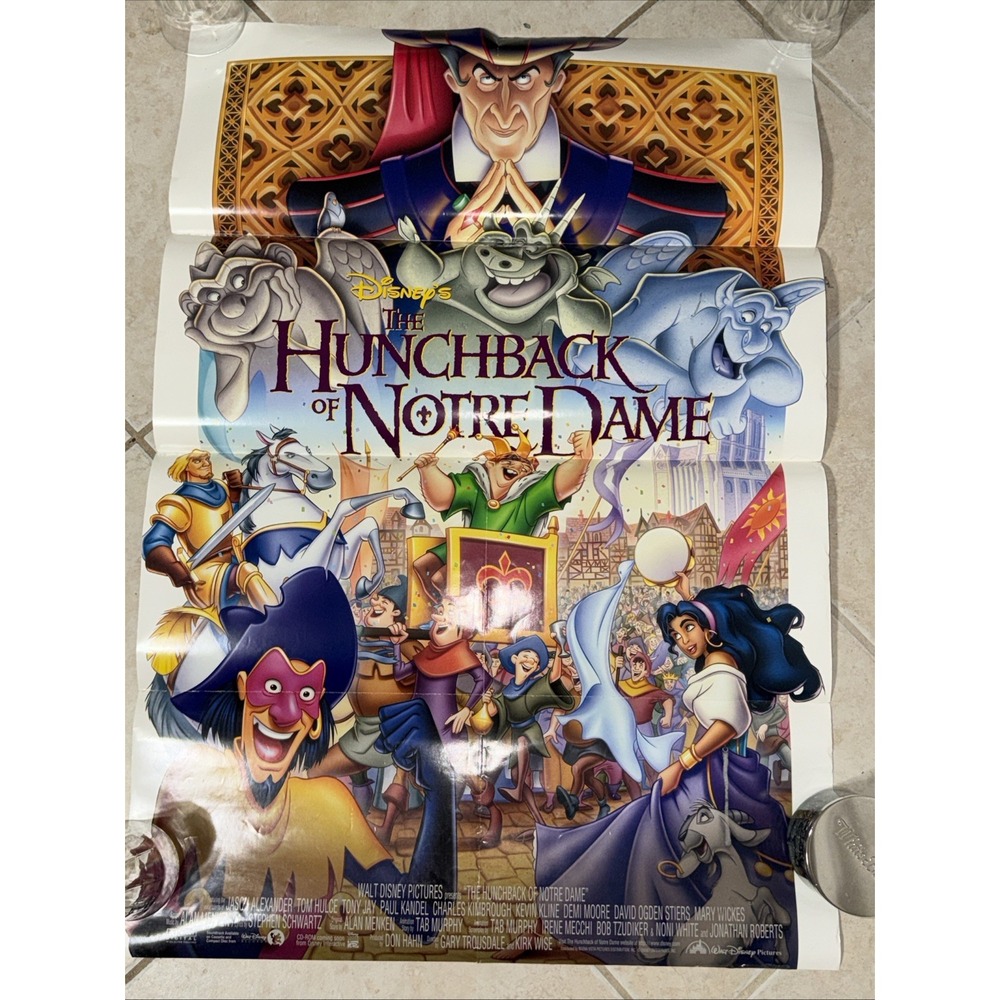 Disney The Hunchback‎ of Notre Dame 1996 Movie Poster Vintage Original Folded